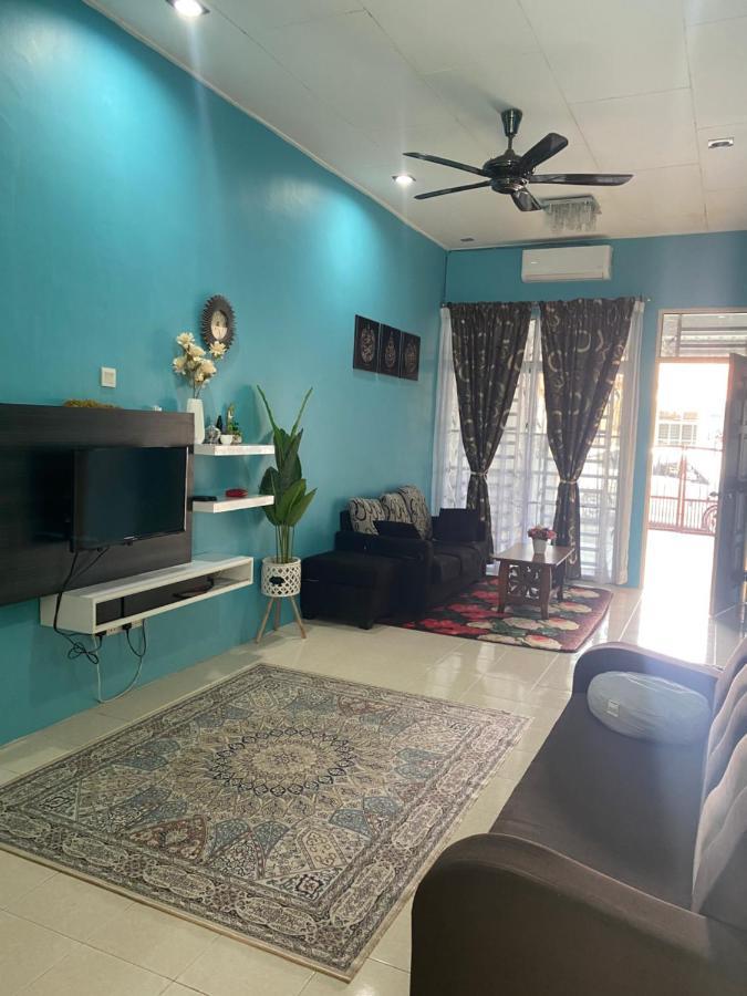 Homestay Desa Tikam Batu スンガイ・プタニ エクステリア 写真